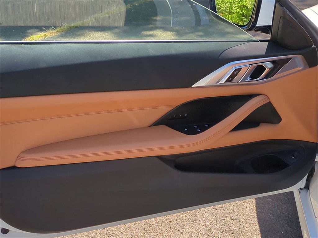 Used 2024 BMW 430i Convertible image 11