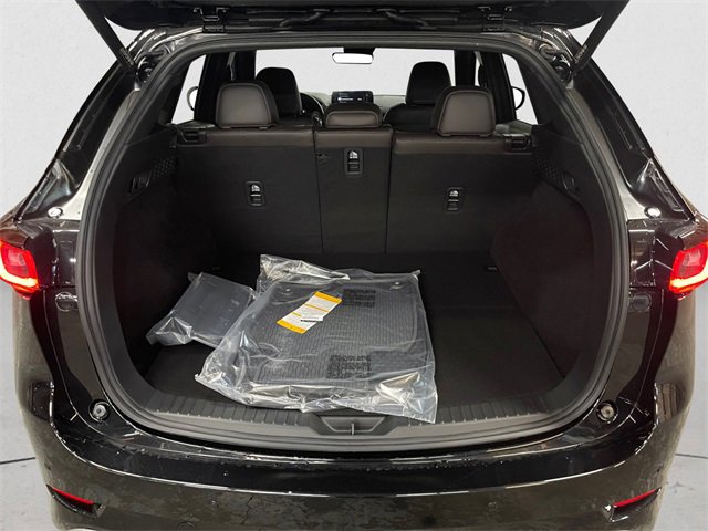 New 2025 MAZDA CX-5 Signature image 9