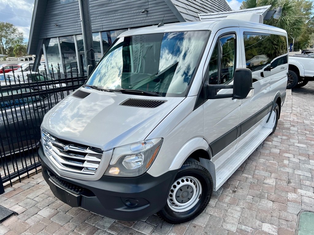 Used 2014 Freightliner Sprinter 2500 RWD image 29