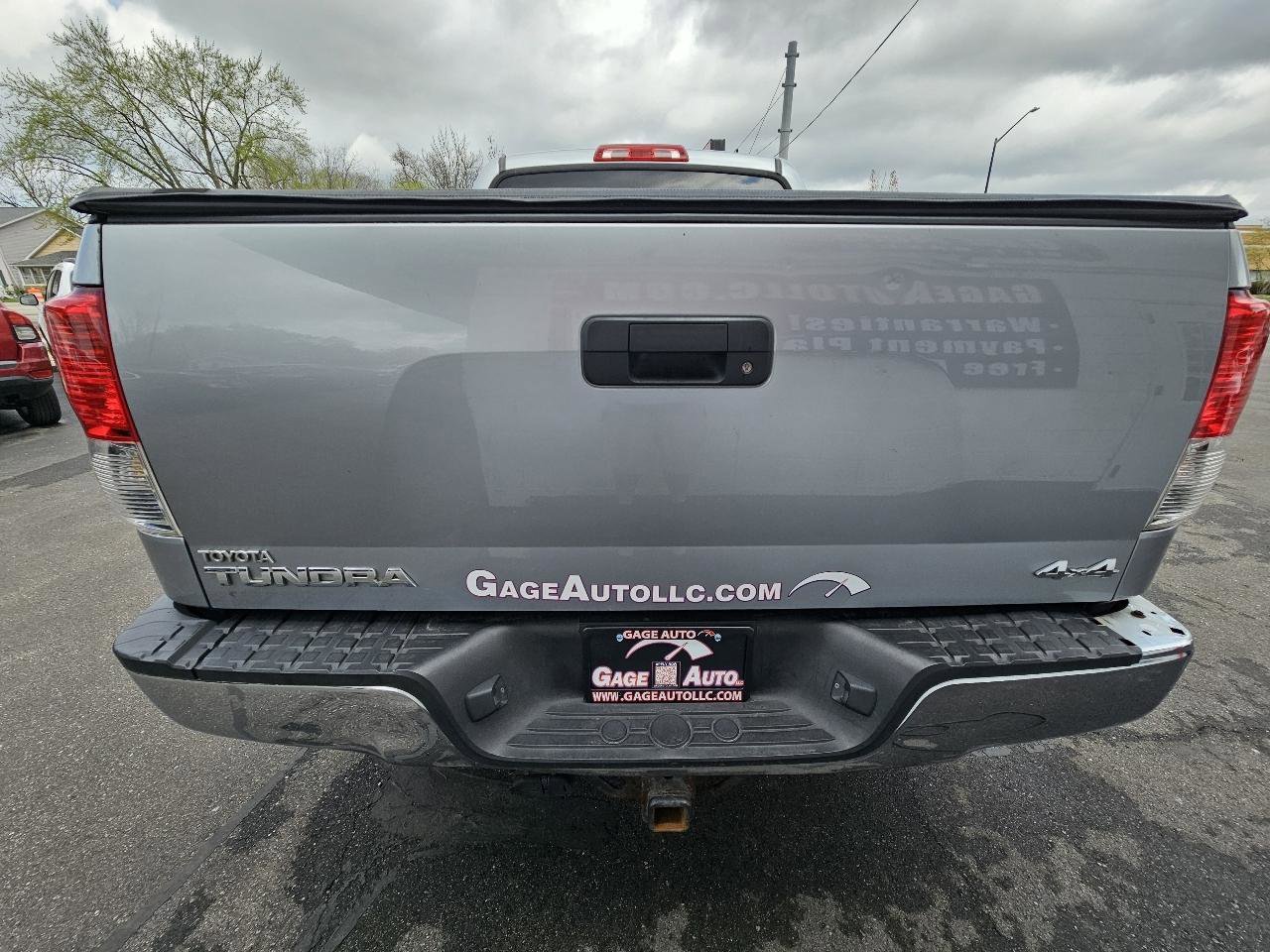 Used 2011 Toyota Tundra 4x4 CrewMax w/ TRD Off-Road Pkg image 10