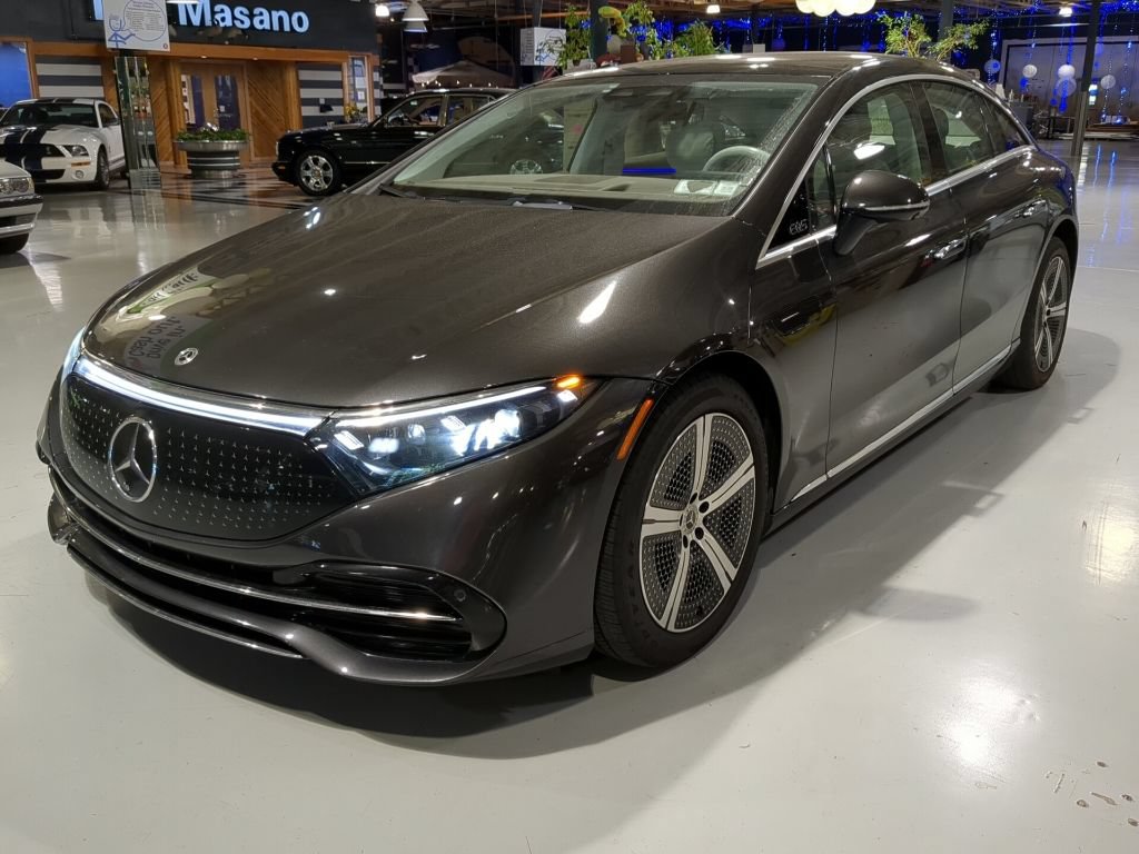 Used 2023 Mercedes-Benz EQS 450+ 4MATIC Sedan image 1