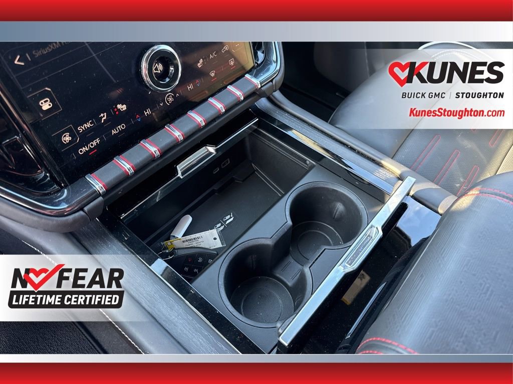 Used 2025 GMC Yukon XL AT4 Ultimate image 33