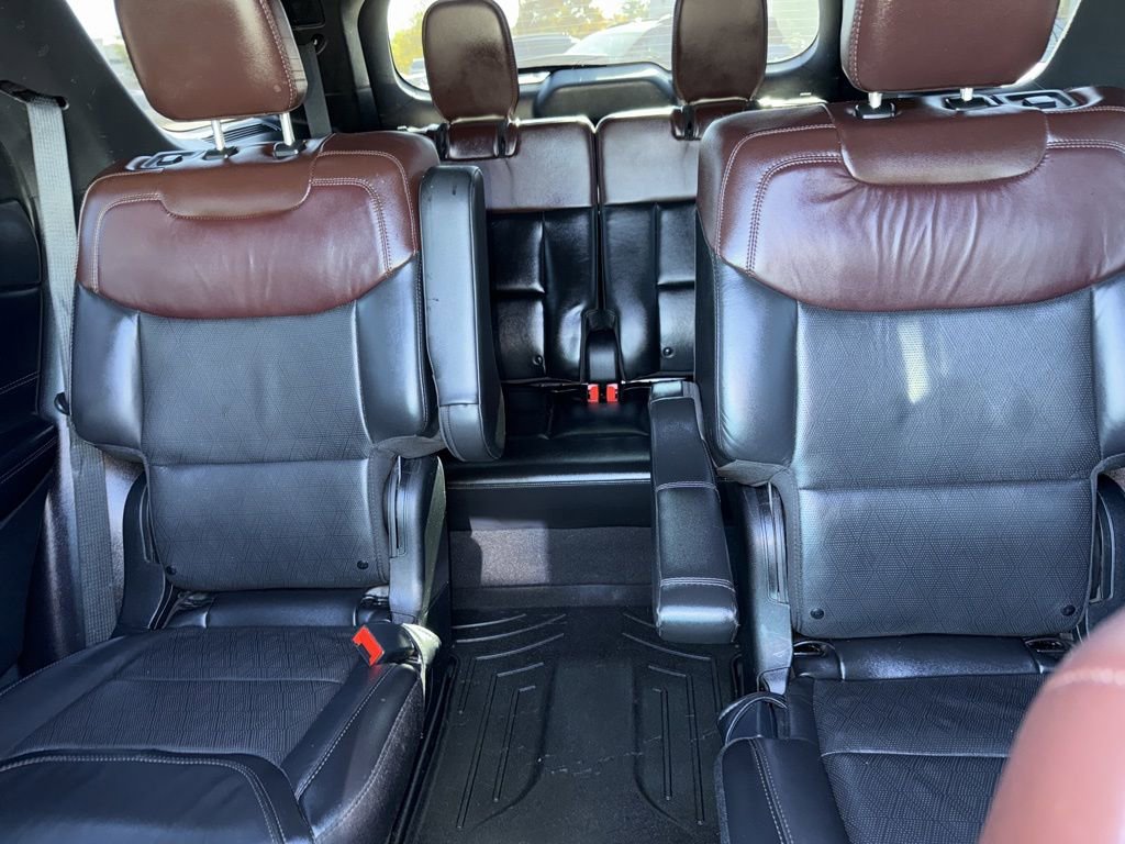 Used 2022 Ford Explorer Platinum w/ Equipment Group 601A image 23