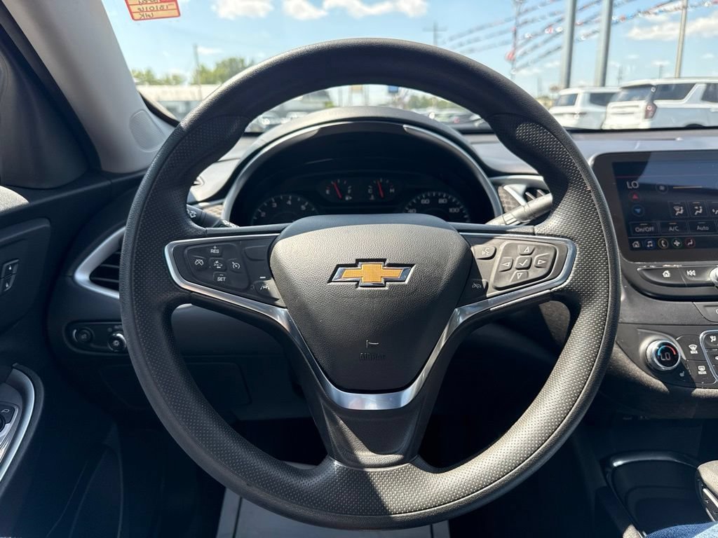 Used 2024 Chevrolet Malibu LT FWD image 14