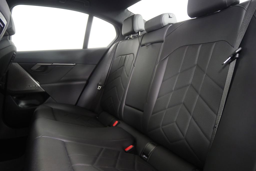 Certified 2026 BMW 530i RWD image 14
