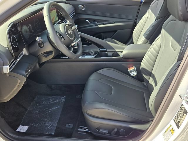 New 2026 Hyundai Elantra Limited FWD image 5