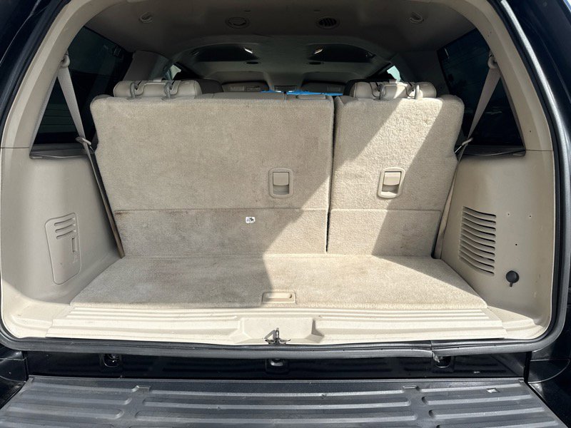 Used 2008 Ford Expedition XLT image 18