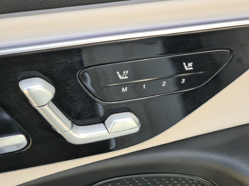 Used 2025 Mercedes-Benz E 350 4MATIC Sedan w/ Winter Package image 26