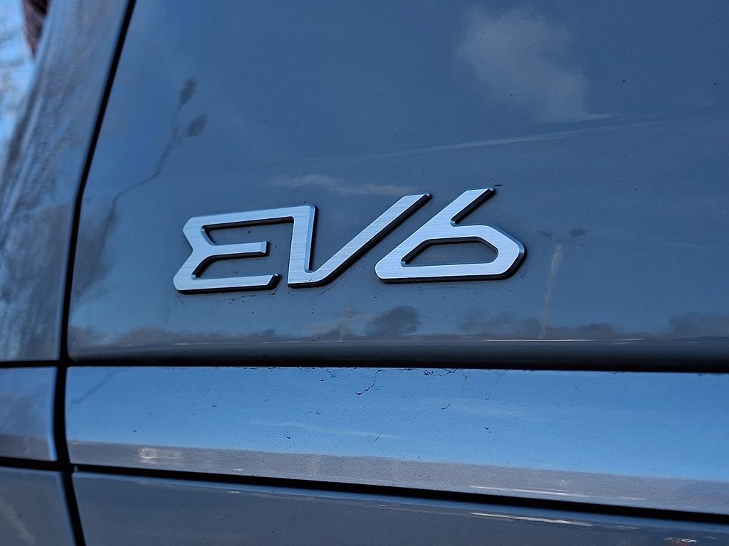 Used 2024 Kia EV6 Light image 31