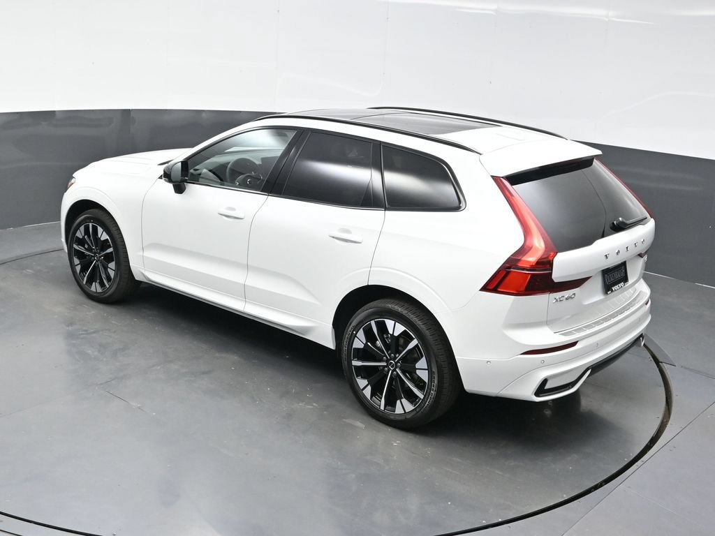 New 2026 Volvo XC60 B5 Plus w/ Climate Package AWD/4WD image 37
