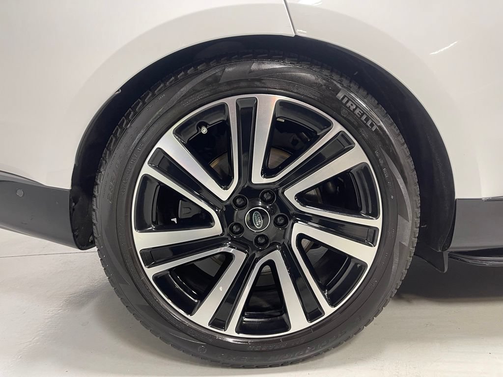 Used 2023 Land Rover Range Rover Long Wheelbase SE AWD/4WD image 15