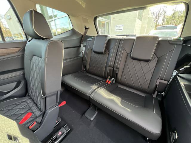 New 2026 Volkswagen Atlas SEL Premium R-Line image 23