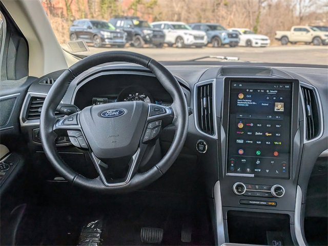 Used 2024 Ford Edge SEL image 28