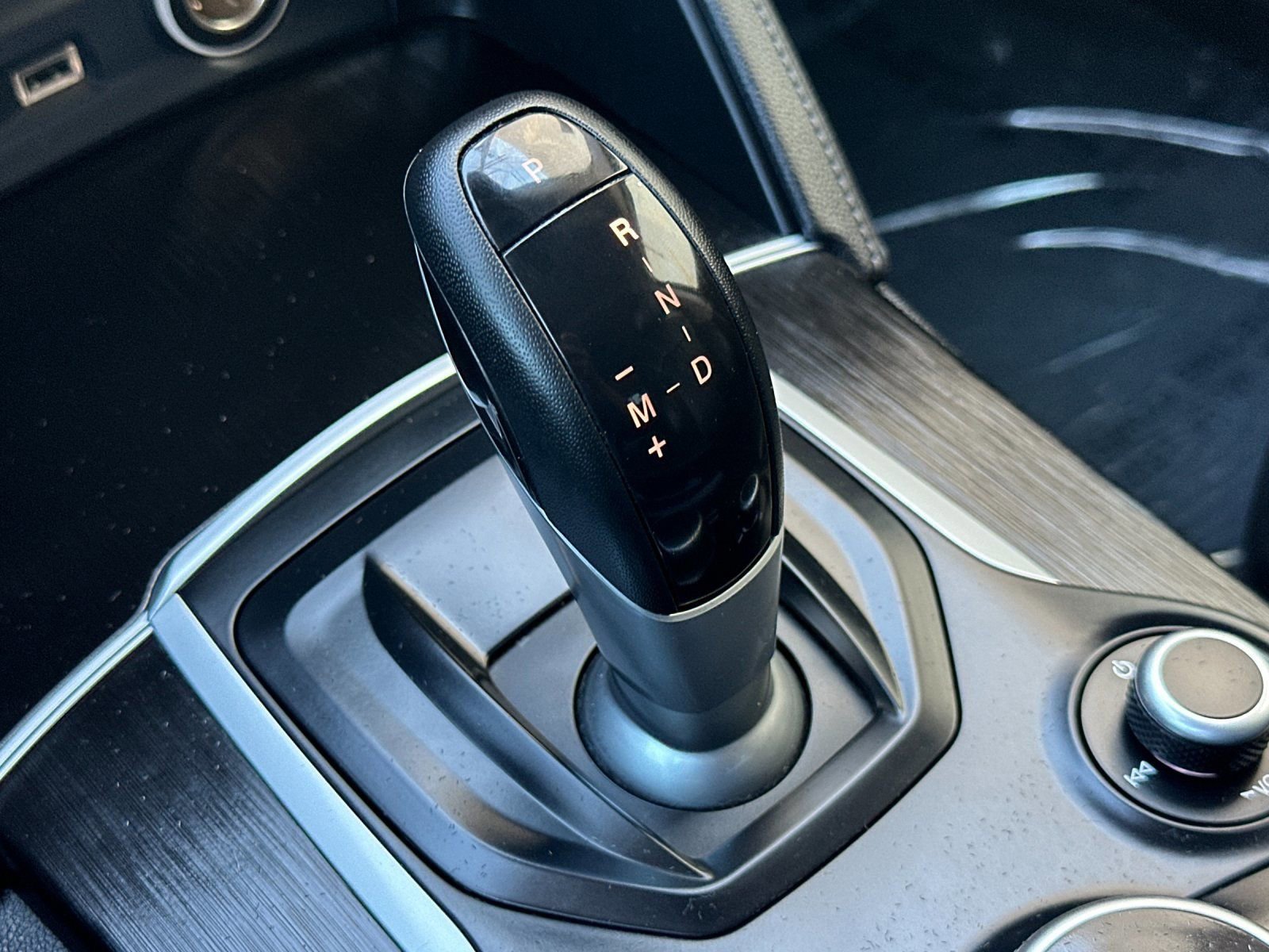 Used 2019 Alfa Romeo Stelvio RWD image 24