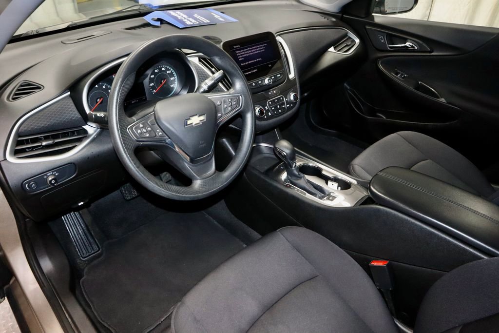 Used 2024 Chevrolet Malibu LT FWD image 26