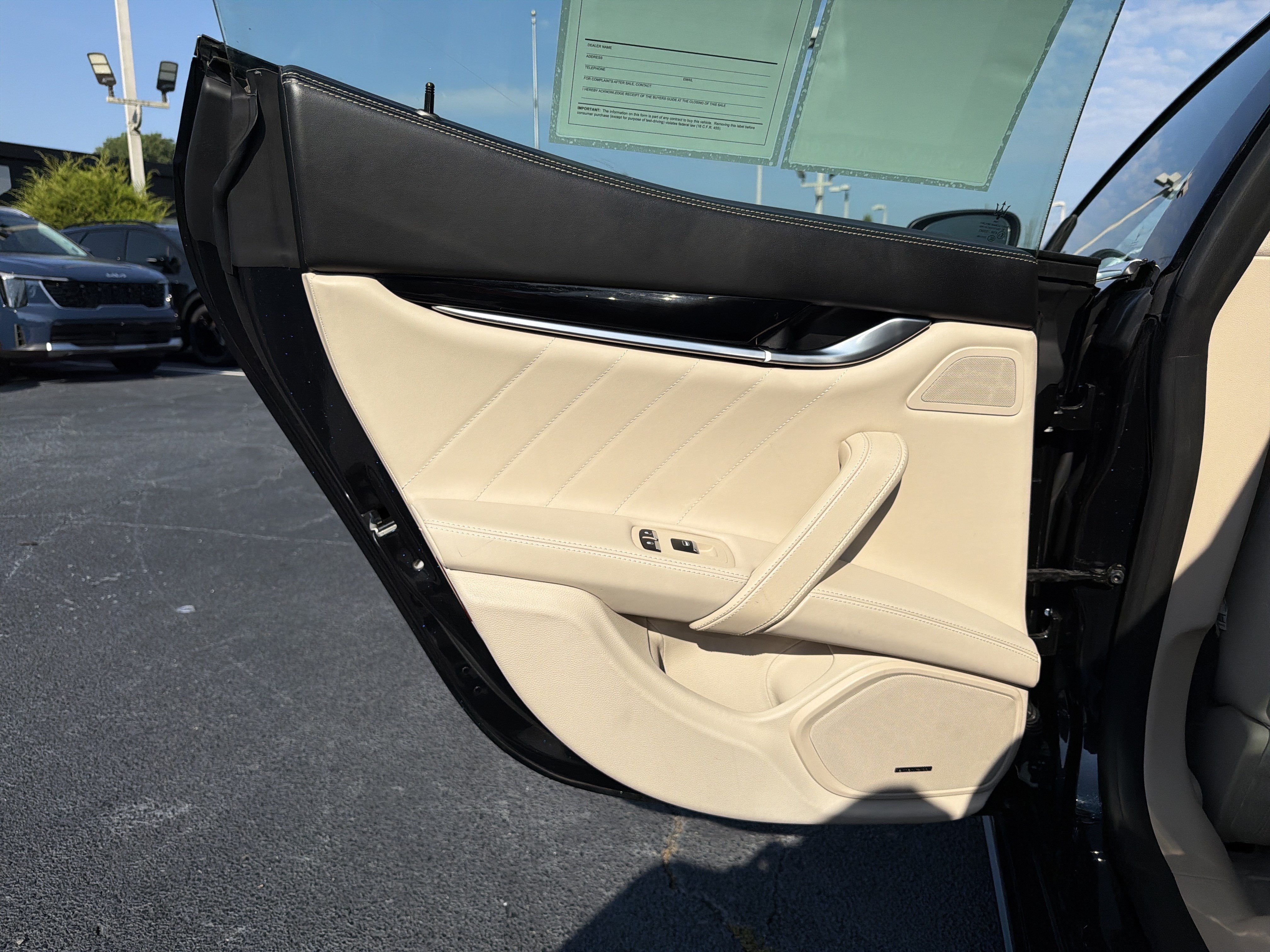 Used 2022 Maserati Ghibli Modena RWD image 20