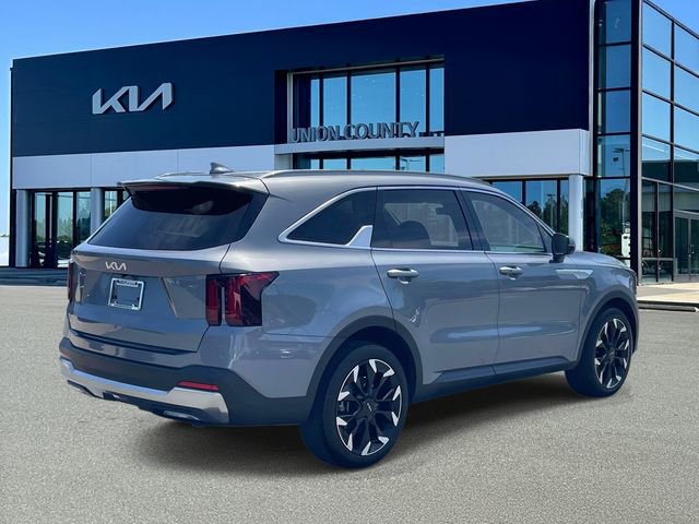 Used 2025 Kia Sorento EX FWD image 6
