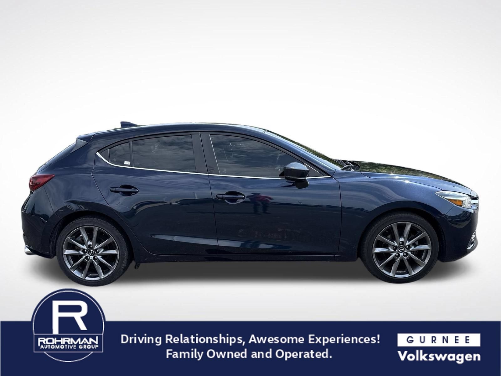 Used 2018 MAZDA MAZDA3 Grand Touring w/ Premium Equipment Package FWD image 10