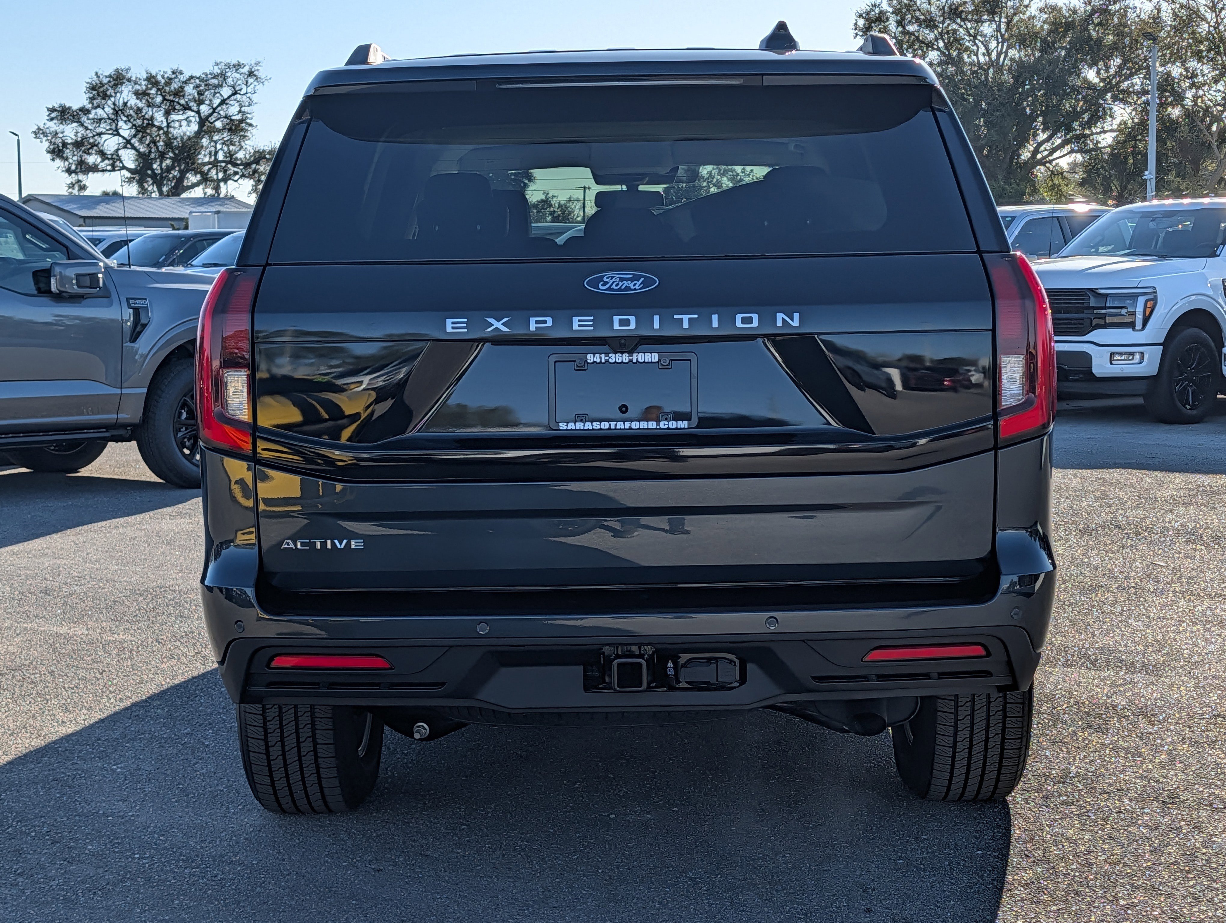 New 2026 Ford Expedition Active RWD image 6