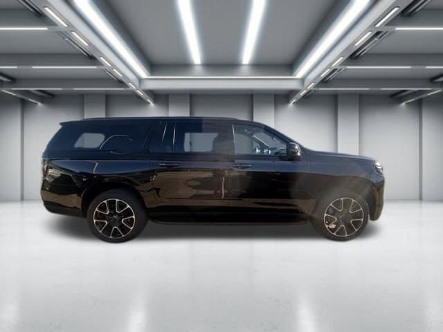 New 2026 Chevrolet Suburban RST w/ Advanced Technology Package