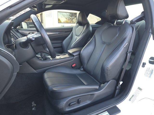 Used 2019 INFINITI Q60 3.0t Luxe image 11