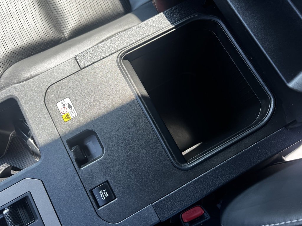 Certified 2024 Toyota Land Cruiser image 29