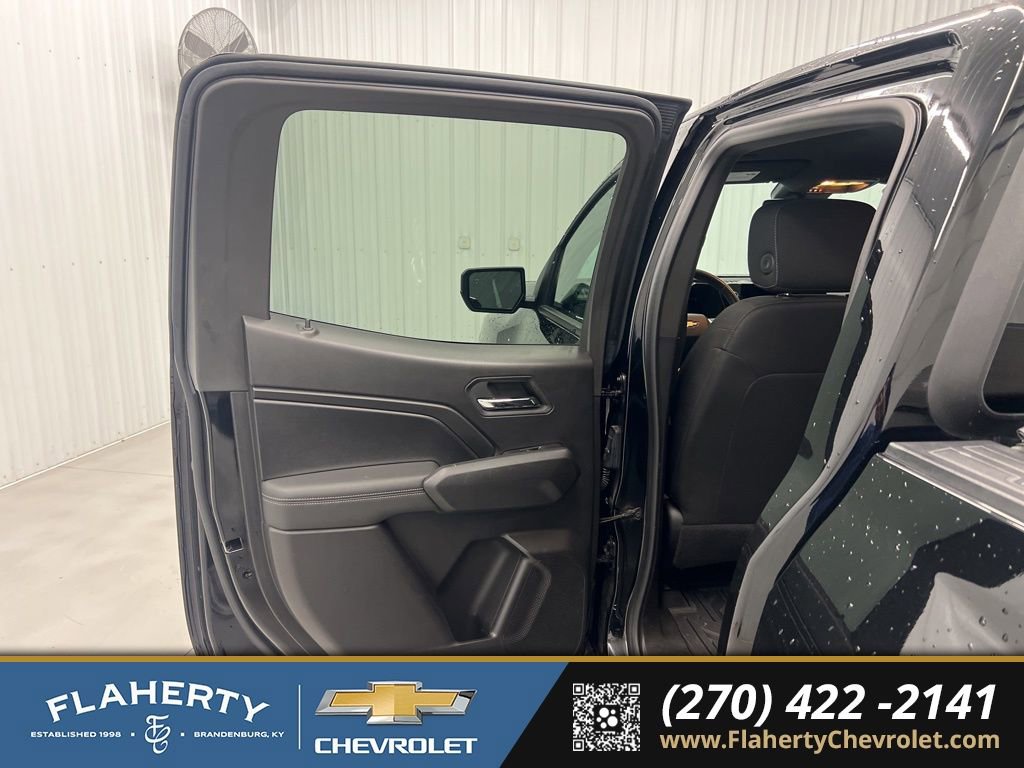 Used 2023 Chevrolet Colorado LT w/ LT Convenience Package II image 10