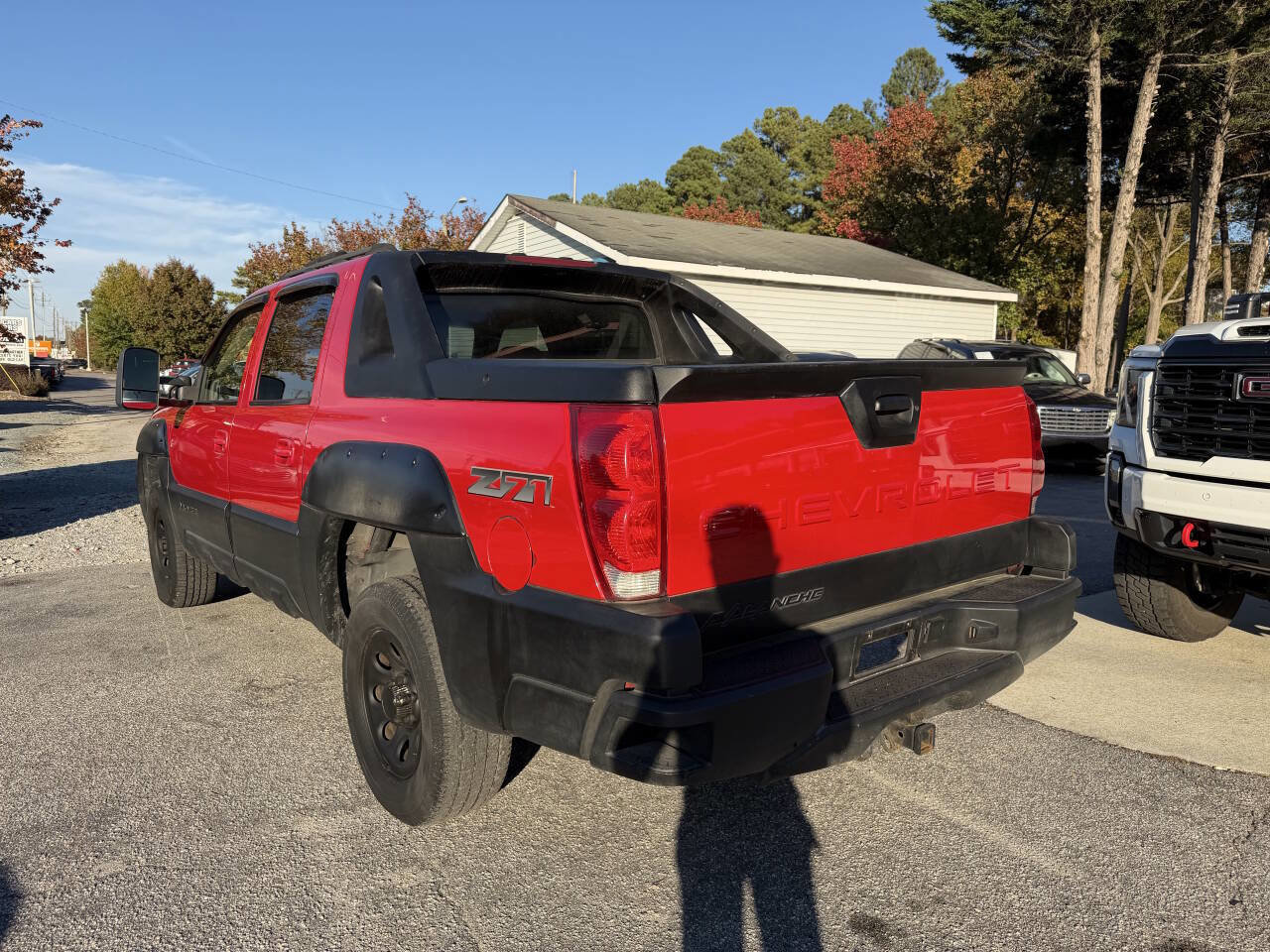 Used 2002 Chevrolet Avalanche 4x4 w/ Off-Road Suspension Pkg image 5