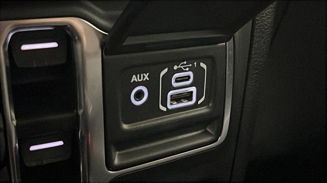 Used 2023 Jeep Wrangler Unlimited Rubicon 4xe w/ Steel Bumper Group image 37