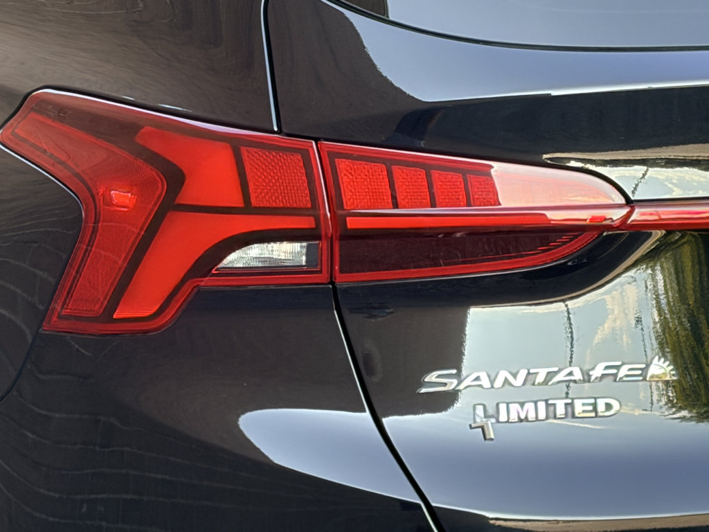Used 2023 Hyundai Santa Fe Limited AWD/4WD image 37
