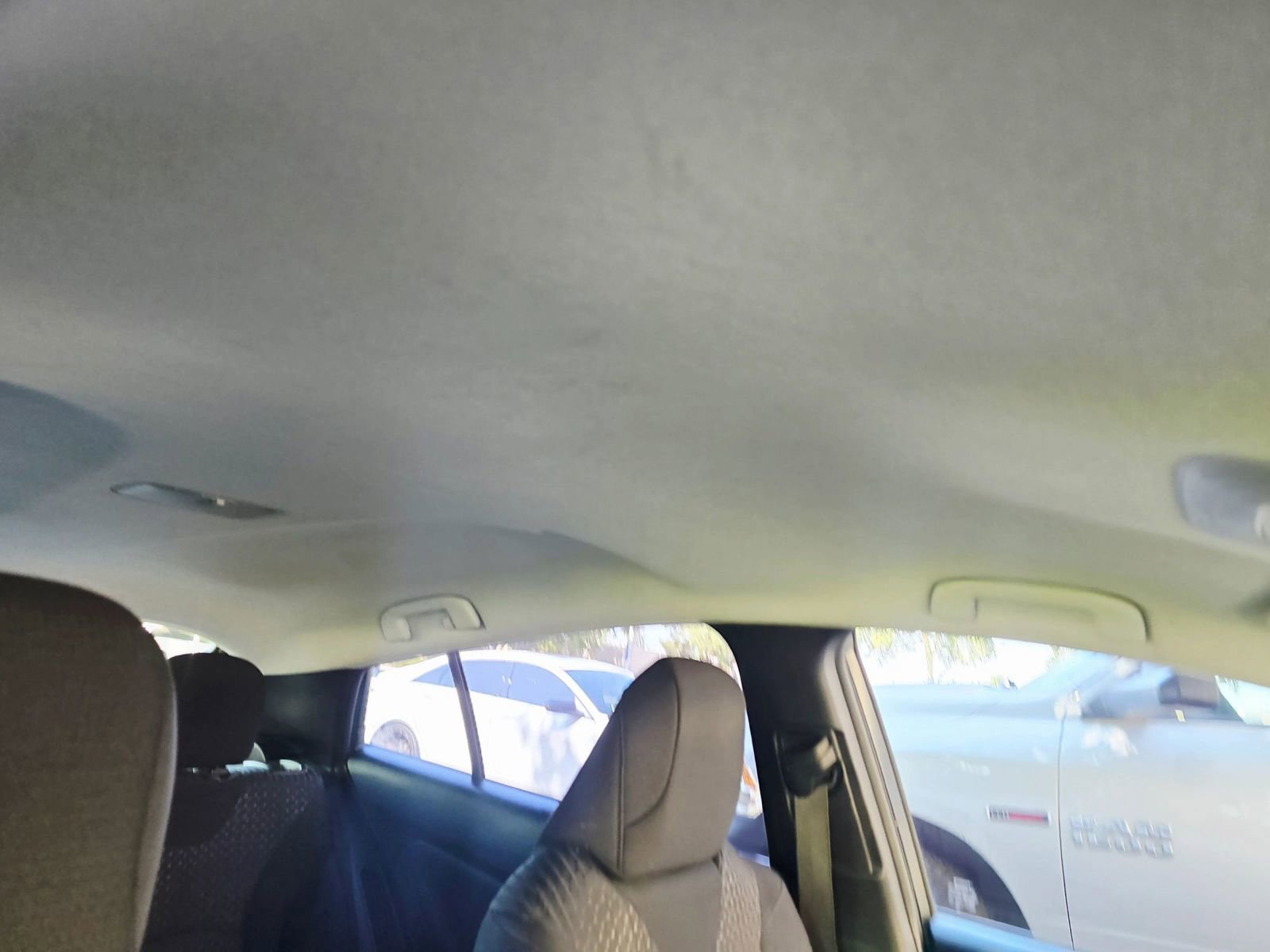 Used 2018 Toyota Prius Prime Premium image 29