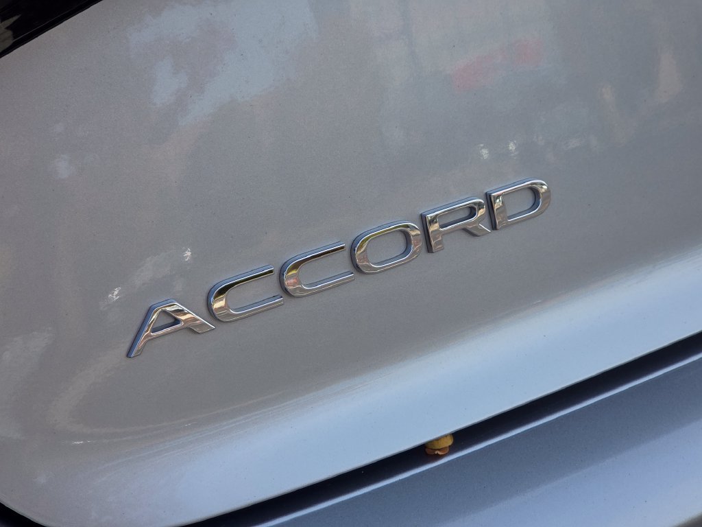 Used 2024 Honda Accord EX-L image 18
