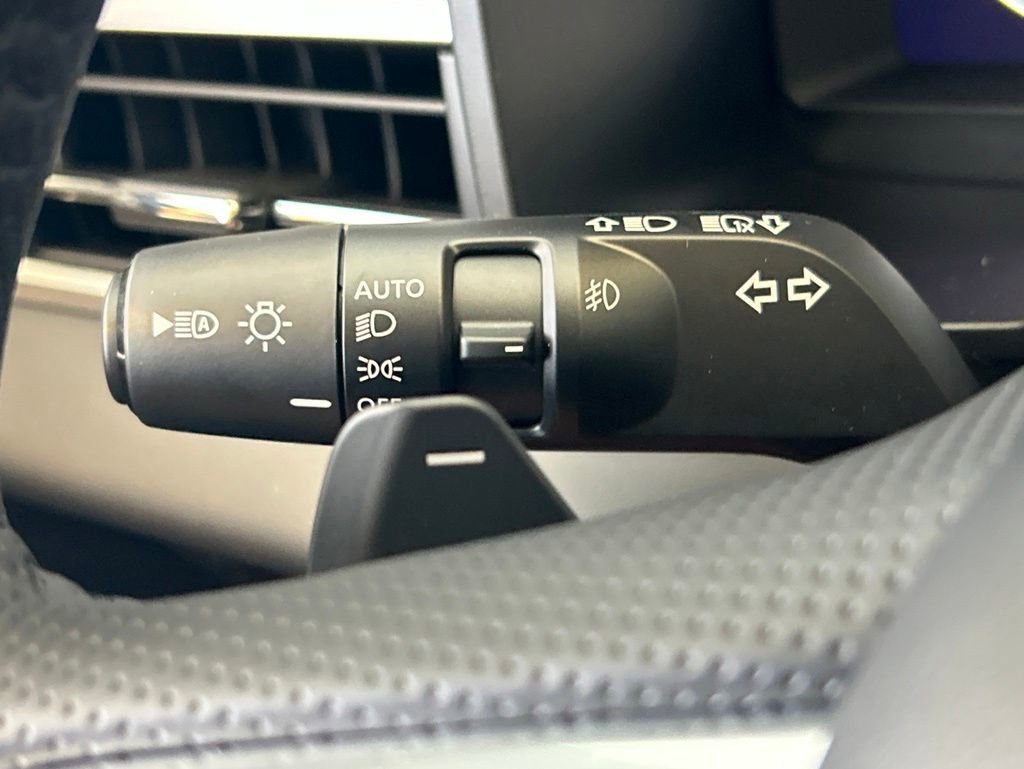 New 2026 Nissan Rogue Platinum AWD/4WD image 31