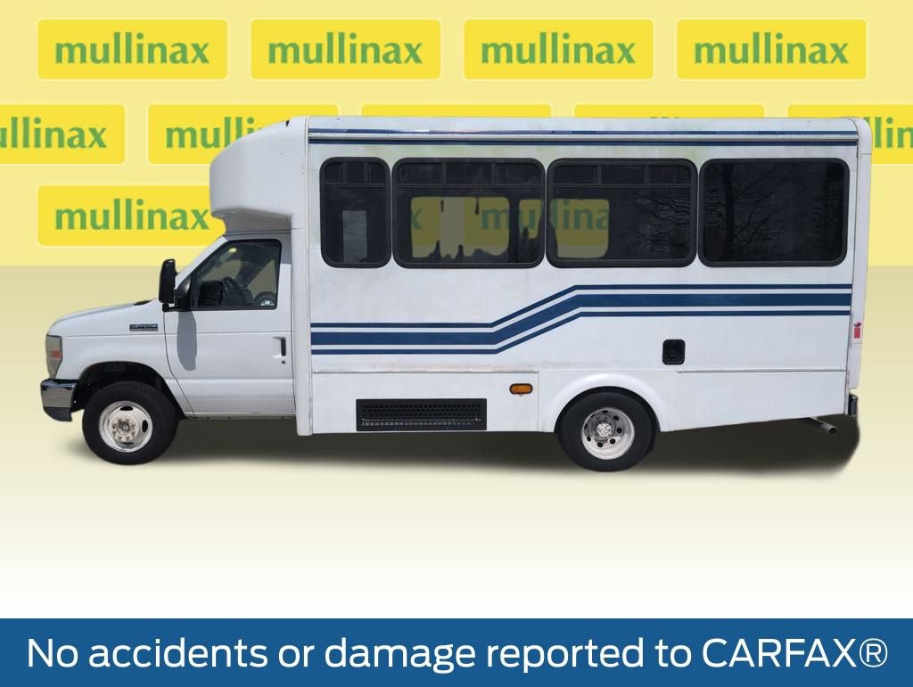 Used 2015 Ford E-450 and Econoline 450 Super Duty w/ Shuttle Bus Prep Package RWD image 9