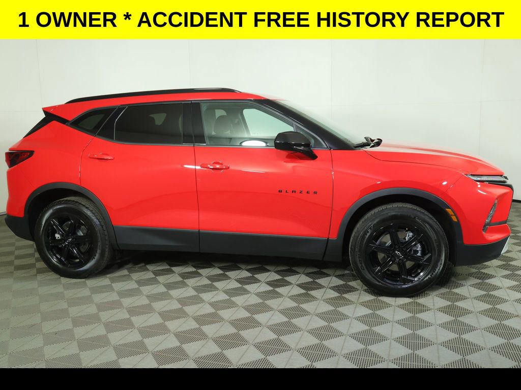 Used 2023 Chevrolet Blazer LT w/ Convenience Package image 2