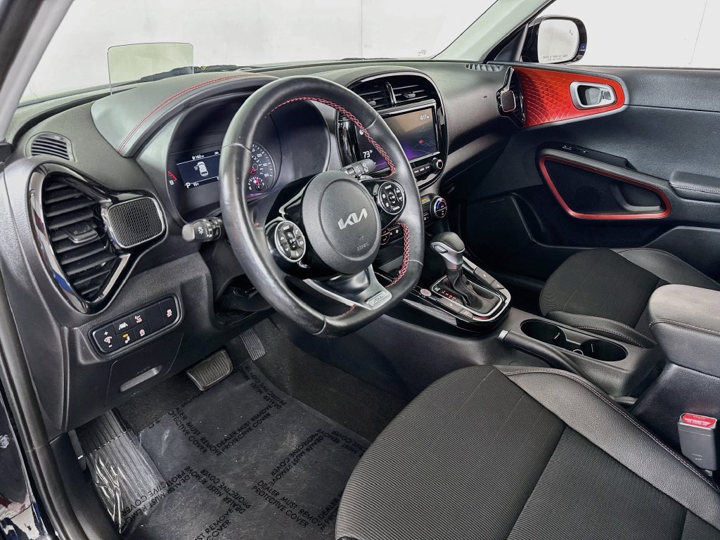 Used 2022 Kia Soul Turbo FWD image 9