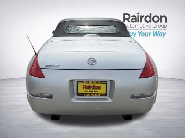Used 2007 Nissan 350Z Touring RWD image 5