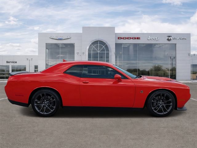 Certified 2022 Dodge Challenger R/T Scat Pack w/ Driver Convenience Group image 2