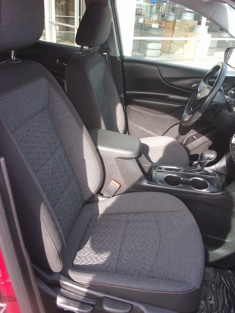 Used 2023 Chevrolet Equinox LT image 33