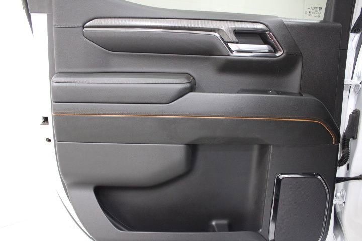 Used 2024 GMC Sierra 1500 AT4 w/ Technology Package image 25