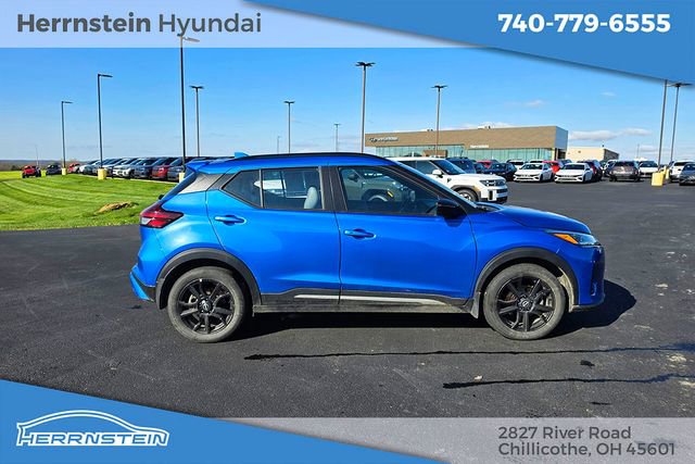 Used 2024 Nissan Kicks SR w/ SR Premium Package FWD image 23