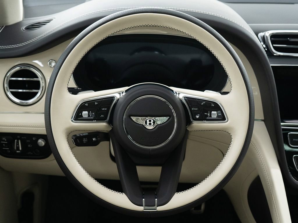 Certified 2023 Bentley Bentayga Extended Wheelbase AWD/4WD image 30