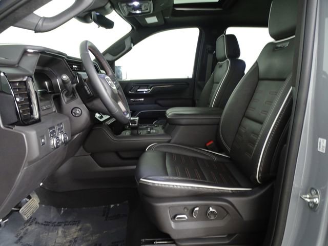 Used 2025 GMC Sierra 1500 AT4X image 11