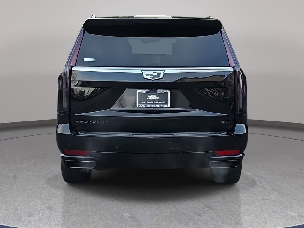 Used 2021 Cadillac Escalade ESV Premium Luxury w/ Performance Package image 7