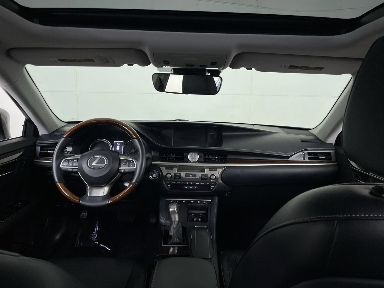 Used 2017 Lexus ES 350 FWD image 29