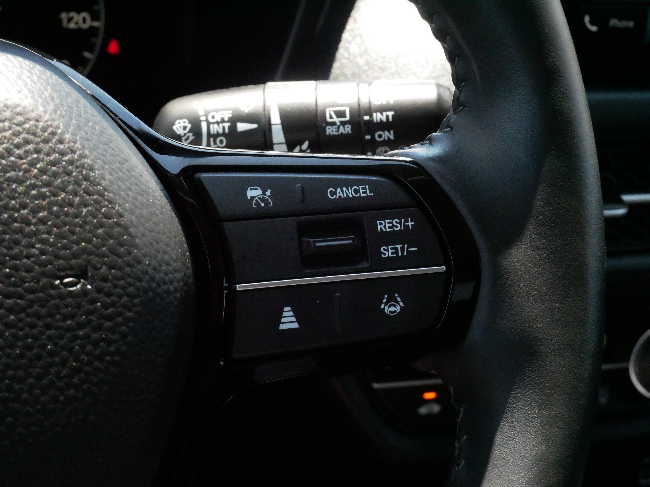 Used 2025 Honda HR-V EX-L image 26