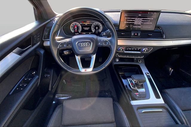 Used 2021 Audi Q5 e Premium Plus w/ Premium Plus Package AWD/4WD image 5
