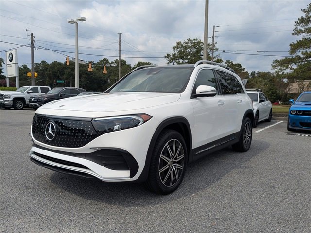 Used 2025 Mercedes-Benz EQB 250+ image 9