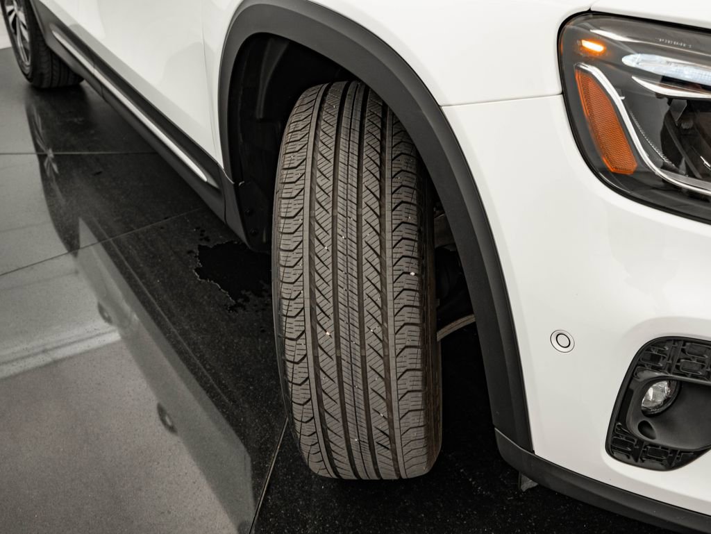 Certified 2024 Mercedes-Benz GLB 250 4MATIC image 54