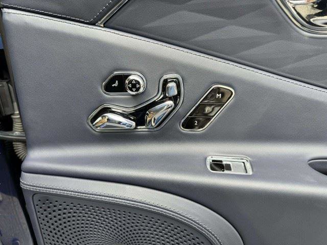 Used 2023 Bentley Flying Spur W12 AWD/4WD image 53